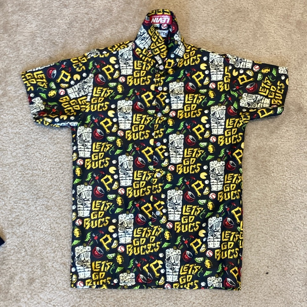 Levian Black and Yellow Graphic Button Down Shirt